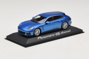 Porsche Panamera 971 4S Diesel Blå Metallic Minichamps 1:43 WAP0207600H Metall — bild 2 av 5