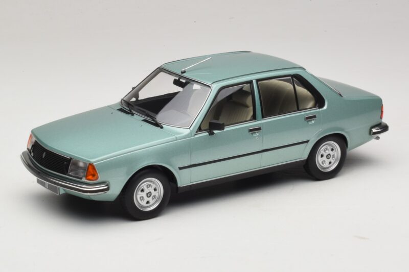 Renault 18 Ljusgrön MCG 1:18 MCG18596 Metall