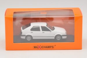 Renault 19 Vit Maxichamps 1:43 940113700 Metall — bild 5 av 5