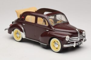 Renault 4CV Rödbrun Solido 1:18 8048 Metall — bild 4 av 6