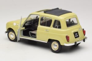 Renault 4L Gul Solido 1:18 8062 Metall — bild 4 av 7