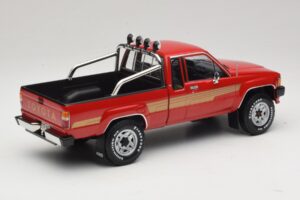 Toyota Hilux N50 Xtra Cab 4x4 Röd KK-Scale 1:18 KKDC181562 Metall — bild 2 av 6