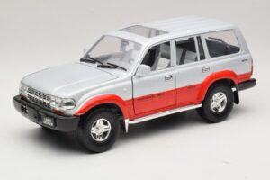 Toyota Land Cruiser J80 Silver Röd Road Legends 1:18 92098 Metall
