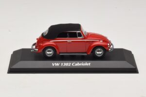 Volkswagen 1302 Cabriolet Röd Maxichamps 1:43 940055031 Metall