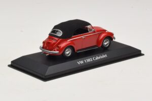 Volkswagen 1302 Cabriolet Röd Maxichamps 1:43 940055031 Metall — bild 2 av 5