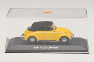 Volkswagen 1302 Cabriolet Gul Maxichamps 1:43 940055030 Metall — bild 4 av 5