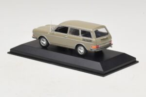 Volkswagen 411 LE Variant Savanna Beige Minichamps 1:43 400051114 Metall — bild 3 av 5