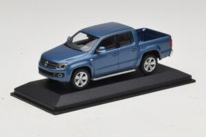 Volkswagen Amarok Blåmetallic Ersättningskartong Minichamps 1:43 436058362-R1 Metall — bild 2 av 5