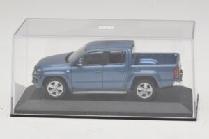 Volkswagen Amarok Blåmetallic Ersättningskartong Minichamps 1:43 436058362-R1 Metall — bild 4 av 5