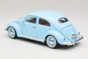 Volkswagen Bubbla Blå Bburago 1:18 3381 Metall — bild 7 av 8