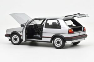 Volkswagen Golf GTI Mk2 Diamond Silver Norev 1:18 188584 Metall — bild 2 av 2