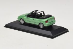 Volkswagen Golf Mk4 Cabriolet Grönmetallic Minichamps 1:43 430058335 Metall — bild 3 av 5
