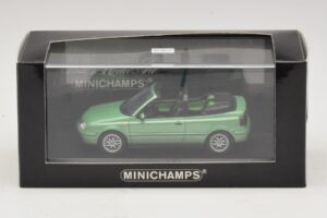 Volkswagen Golf Mk4 Cabriolet Grönmetallic Minichamps 1:43 430058335 Metall — bild 5 av 5
