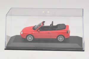 Volkswagen Golf Mk4 Cabriolet Röd Återförsäljarutgåva Minichamps 1:43 GOLF006 Metall — bild 4 av 5