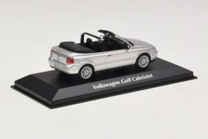 Volkswagen Golf Mk4 Cabriolet Silver Maxichamps 1:43 940058331 Metall — bild 2 av 5