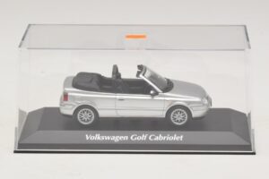 Volkswagen Golf Mk4 Cabriolet Silver Maxichamps 1:43 940058331 Metall — bild 4 av 5