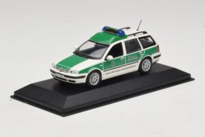 Volkswagen Golf Mk4 Variant Polizei Minichamps 1:43 430056090 Metall — bild 2 av 5