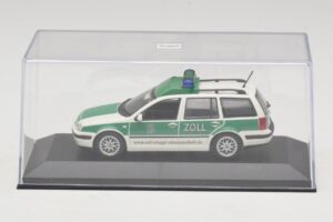 Volkswagen Golf Mk4 Variant Polizei Minichamps 1:43 430056090 Metall — bild 4 av 5
