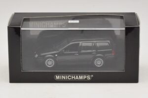 Volkswagen Golf Mk4 Variant Sport Highline BBS Edition Svart Ersättningskartong Minichamps 1:43 GOLF008-R1 Metall — bild 5 av 5