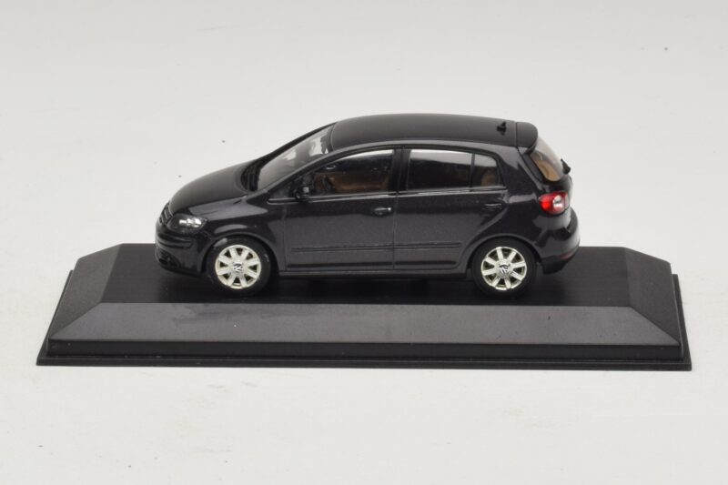 Volkswagen Golf Plus Mk5 Svart Minichamps 1:43 GOLF007 Metall
