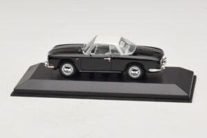 Volkswagen Karmann Ghia Svart med vitt tak Minichamps 1:43 430050224 Metall