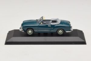 Volkswagen Karmann Ghia Cabriolet Mörkblå Minichamps 1:43 GHIA001 Metall