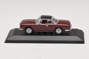 Volkswagen Karmann Ghia Röd Med Svart Tak Minichamps 1:43 GHIA002 Metall