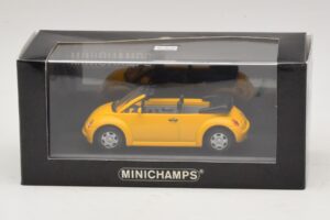 Volkswagen New Beetle Cabriolet Gul Minichamps 1:43 BEETLE002 Metall — bild 5 av 5