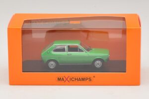 Volkswagen Polo Mk1 Grön Maxichamps 1:43 940050501 Metall — bild 5 av 5