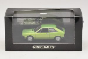 Volkswagen Scirocco Mk1 Grön Metallic Ersättningslåda Maxichamps 1:43 940050420-R1 Metall — bild 5 av 5
