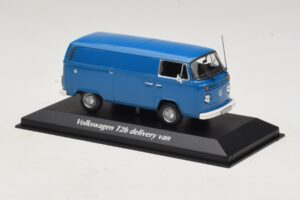 Volkswagen T2b Skåpbil Blå Maxichamps 1:43 940053061 Metall — bild 3 av 5