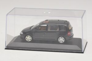 Volkswagen Touran 1T Svart Minichamps 1:43 TOURAN005 Metall — bild 4 av 5
