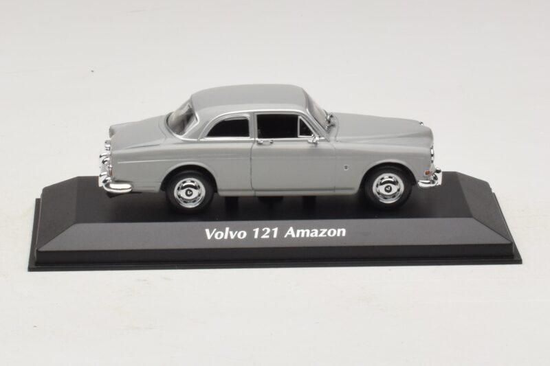 Volvo 121 Amazon Grå Maxichamps 1:43 Volvo 121 Amazon Grå Maxichamps 1:43 940171000 Metall