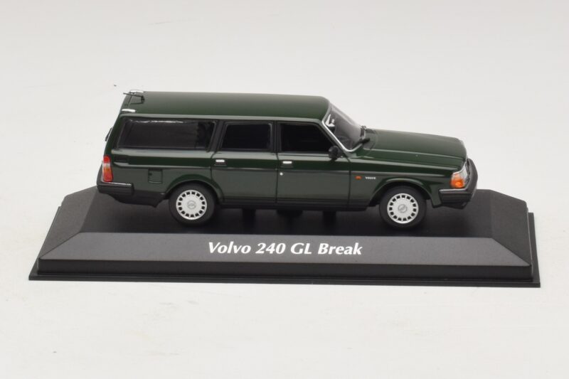 Volvo 240 GL Kombi Mörkgrön Maxichamps 1:43 940171411 Metall